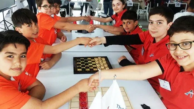 Atlas Koleji Türkiye ikincisi