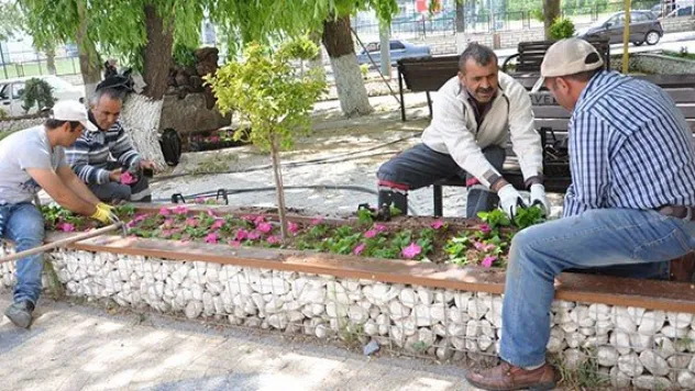 Develi'de peyzaj çalışmaları devam ediyor