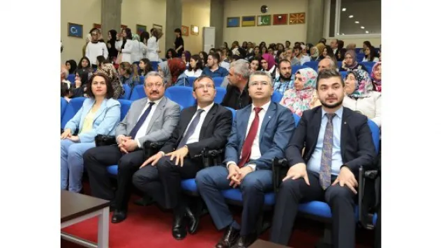 ERÜ'de 'Önlük Giyme Töreni'