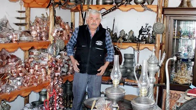 Yarım asırdır bakıra şekil veriyor