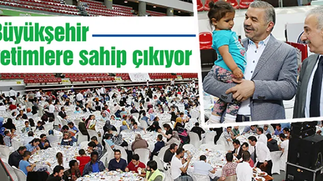 Büyükşehir yetimlere sahip çıkıyor