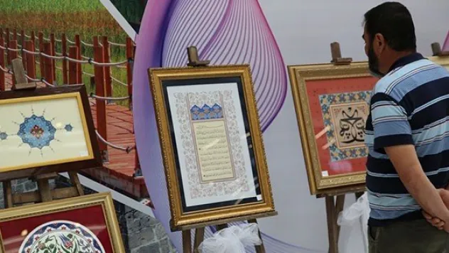 Melmek öğrencileri tezhip sergisi açtı