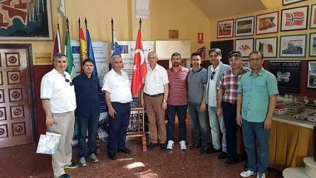 MESLEK LİSESİ ÖĞRETMENLERİ İSPANYA' DA 3D YAZICI EĞİTİMİ ALDI