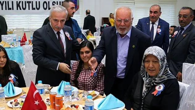 Vali Kamçı Şehit Aileleri ve Gazilerle iftar yaptı
