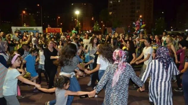 Büyükşehir 20 günde 30 bin kişiye spor yaptırdı