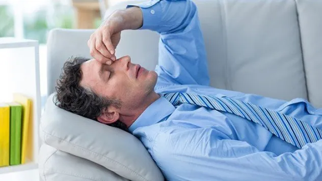 Genç erkeklerde korkulu rüyası: kıl dönmesi