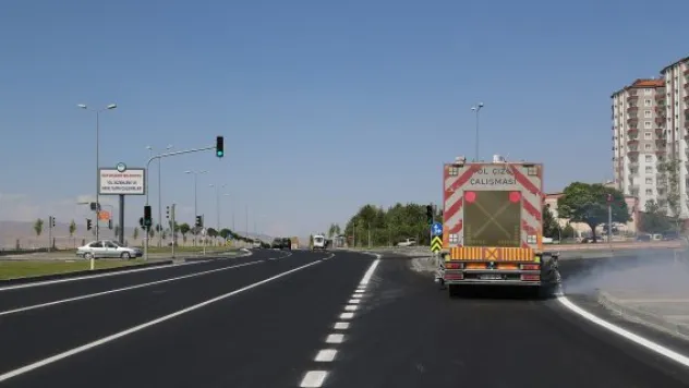 Büyükşehir'den asfalt atağı