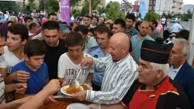 Çocuk oyunları, bu kez Turgut Reis'te canlandı