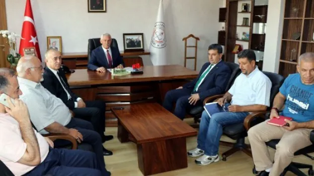 Spor adamlarından Elmalı'ya teşekkür ziyareti