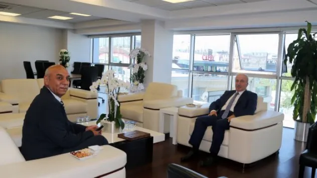 Vali Kamçı'dan Türk Telekom ziyareti