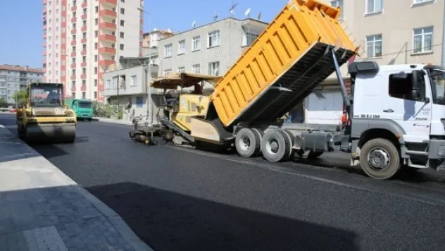 Yunus Emre ile Mevlana Caddesi yenileniyor