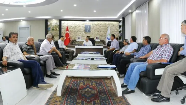 Başkan Öztürk: muhtarlarla bir araya geldi