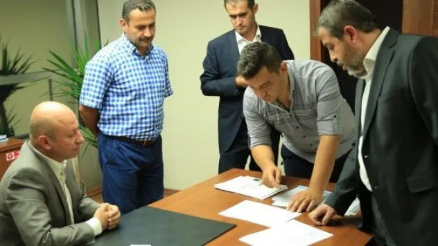 Çolakbayrakdar, "ruhsatlar Ekim'de hazır"