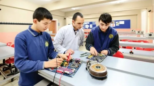 Devlet'ten stajyer öğrencilere rekor destek