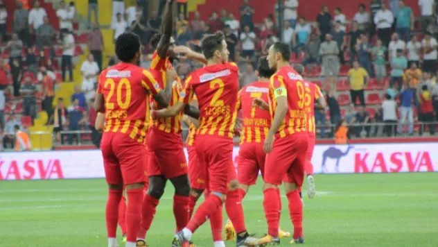Kayserispor Antalyaspor'u rahat geçti