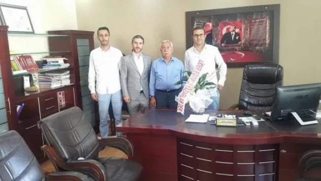 Lider Eğitimci Yazarlar Derneği'nden Ulusoy'a ziyaret