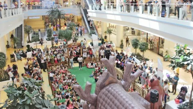 Maşa ile Koca Ayı miniklerle buluşuyor!