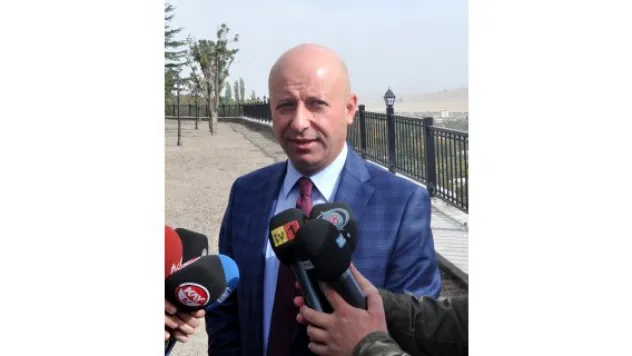 Başkan Çolakbayrakdar, projelerini tanıttı