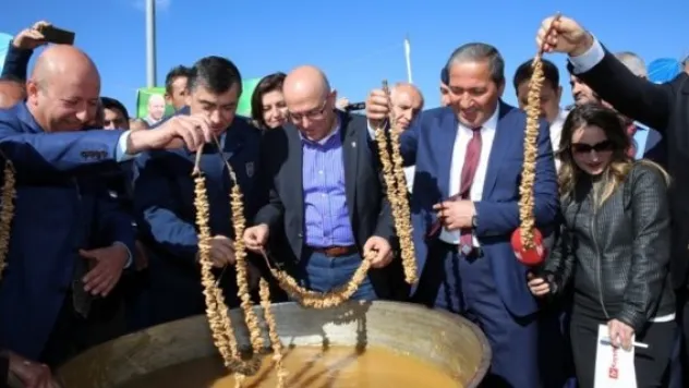 Çolakbayrakdar'dan Erkilet Kedi Bacağı festivaline davet