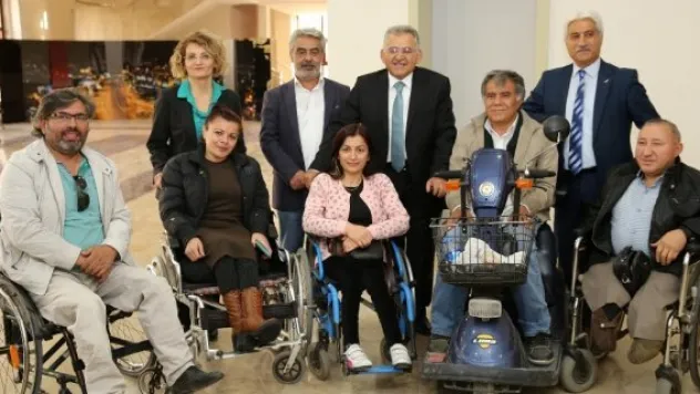 Melmek'ten özel insanlara özel kurslar