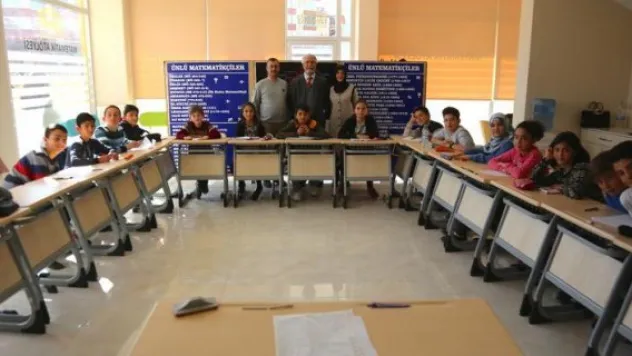 Akademisyenin ikramiyesi 'Matematik Atölyesi'ne