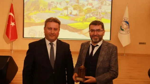 İsfalt yetkilileri Talas'ta asfalt eğitim verdi