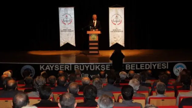 Milli Eğitim Müdürü Elmalı okul müdürleriyle bir araya geldi