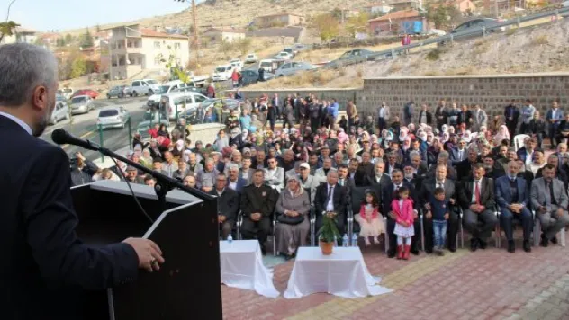 'Zöhre Ana' Camii açıldı