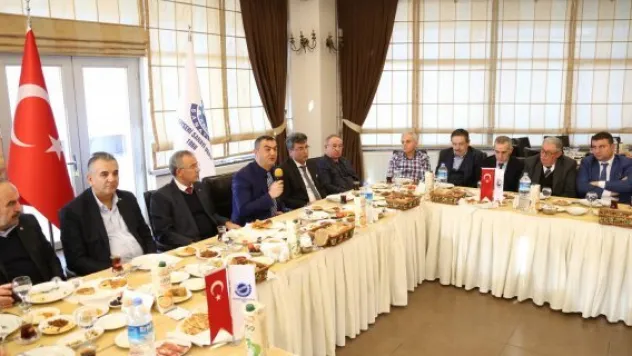 KAYSO'da yeni üyelere belge verildi