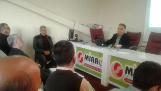 Dr. Ali Akgün konferans verecek