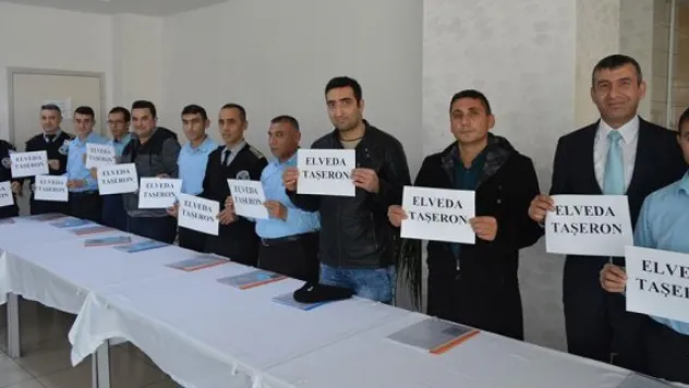 'Elveda taşeron' yazılı dövizlerle başvuru yaptılar