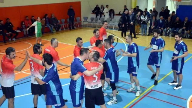 Final'in şampiyonu belli oldu