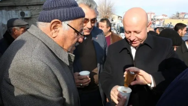 İkram çeşmesi yüz güldürüyor