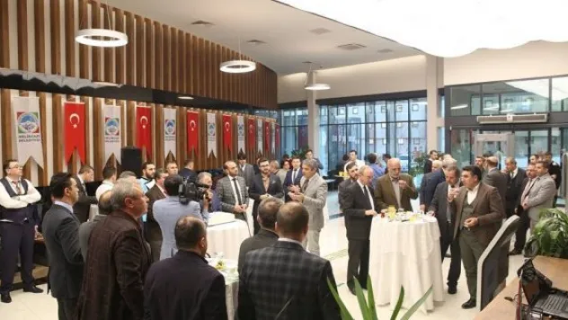 Melikgazi İletişim Merkezi'ne 120 bin telefon