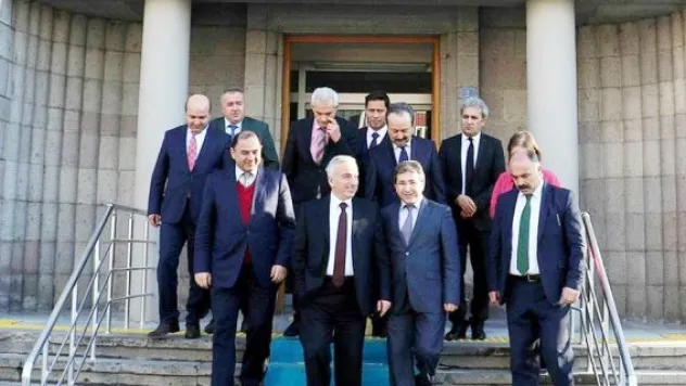 Vali Kamçı'dan Benli'ye ziyaret