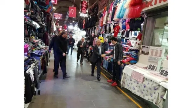Başkan Büyükkılıç Kapalı Çarşı esnafını ziyaret etti