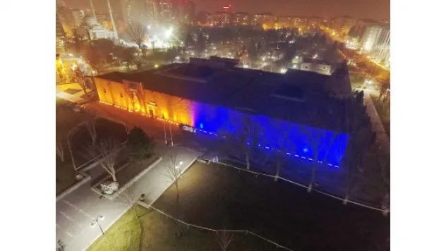 Büyükşehir'den 'Kanser Günü' etkinliğine destek