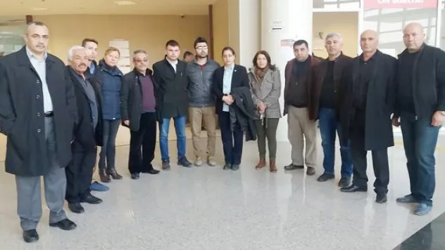 İYİ Parti 17 Aralık duruşmasına katıldı