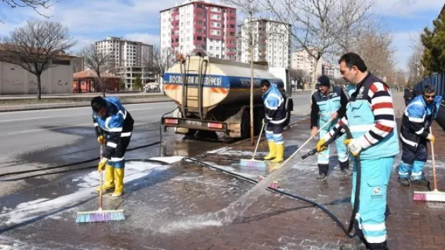 Kocasinan'da bahar temizliği devam ediyor