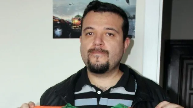 Mehmetçiğe destek için formayı satışa çıkardı