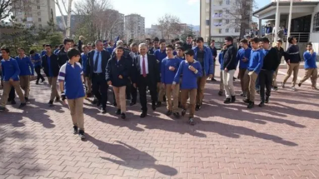 Melikgazi'de eğitim yatırımları sürüyor