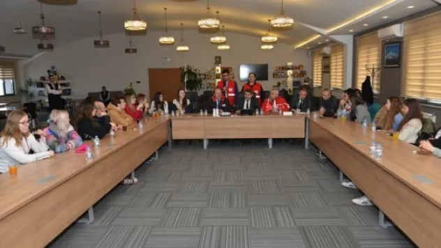 Beş ülkeden 35 öğrenci Melikgazi'de