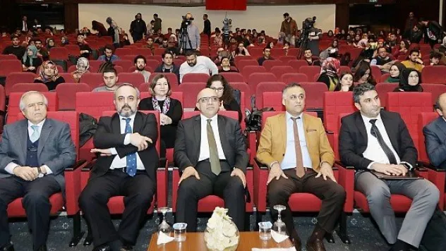 ERÜ'de 'Türk Aydın Profili' anlatıldı 