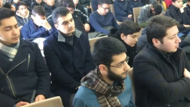 Gençler Erciyes'te Afrin için dua etti