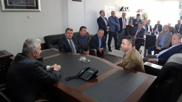 Kamçı'dan Minibüsçüler ve Servis İşletmecileri Odası'na ziyaret 