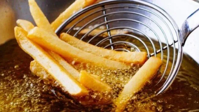 Kızartılan besinler kansere davetiye çıkarıyor