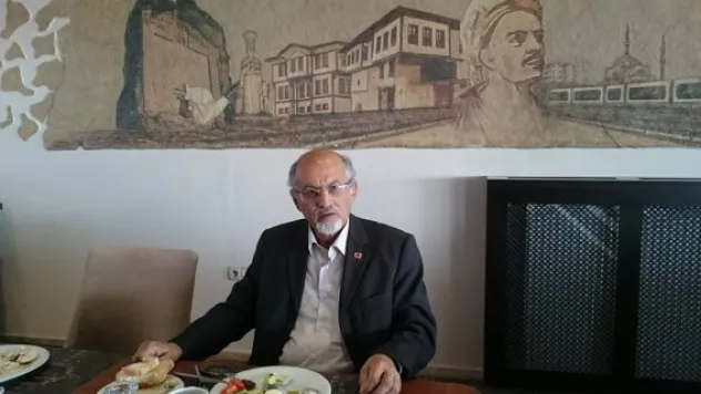 Sabit İnce'ye 'Altın Kalem' ödülü