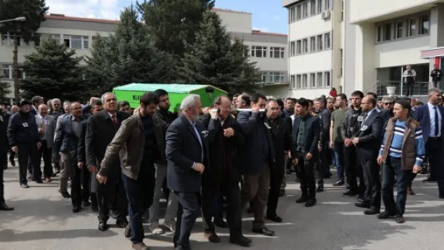 Şükrü Hoca'ya ERÜ'de tören