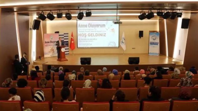 Talas'ta anne adaylarına hamilelik kursu