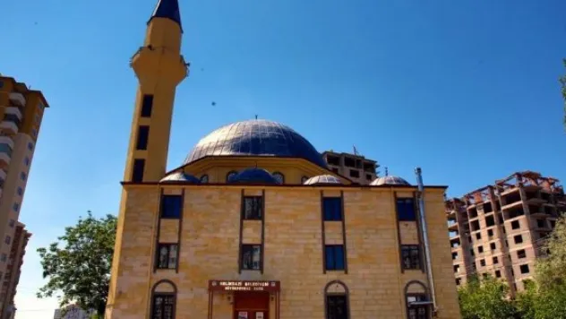Büyükpoyraz cami Cuma günü açılıyor
